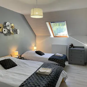 Maison L'aiguille - 2 Appartements, 5 Et Table D'hotes Au Pied De La Montagne A La Station De Laye